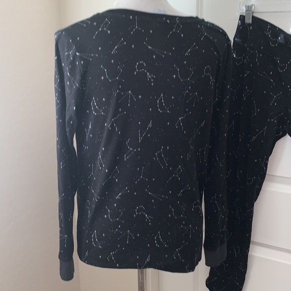 STARS ABOVE BRAND NEW SIZE SMALL TWO PIECE THERMAL SET - Picture 6 of 13